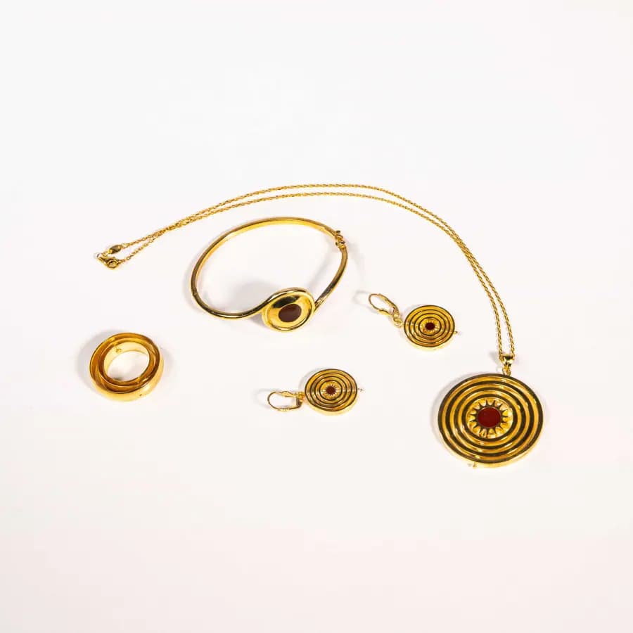 Complete source photo of handmade jewelry before Etsy product photo editing